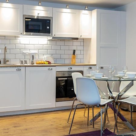 Pillo Rooms Serviced Apartments - Salford Manchester Exteriér fotografie