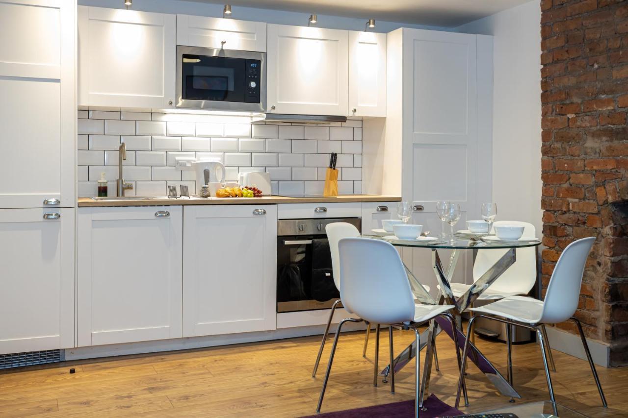 Pillo Rooms Serviced Apartments - Salford Manchester Exteriér fotografie