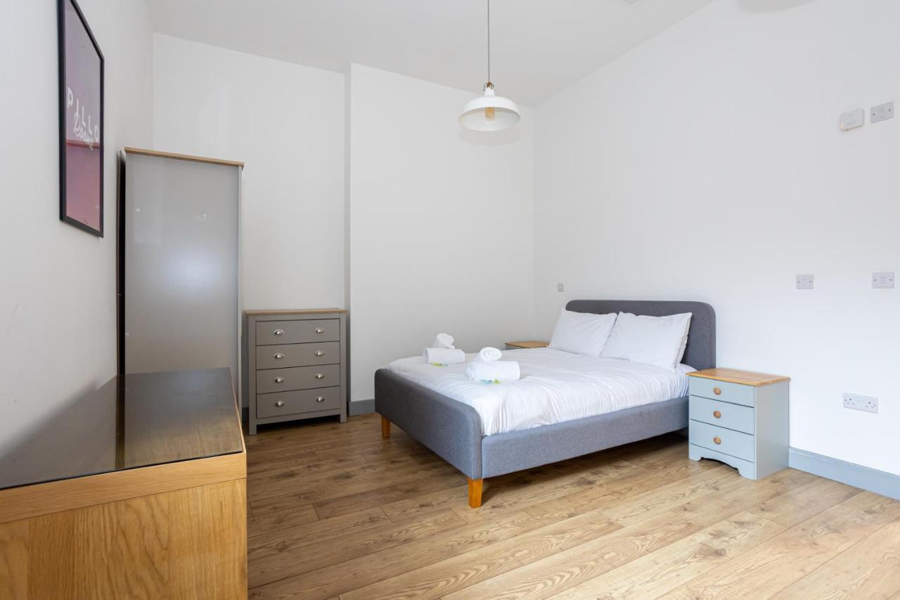 Pillo Rooms Serviced Apartments - Salford Manchester Exteriér fotografie