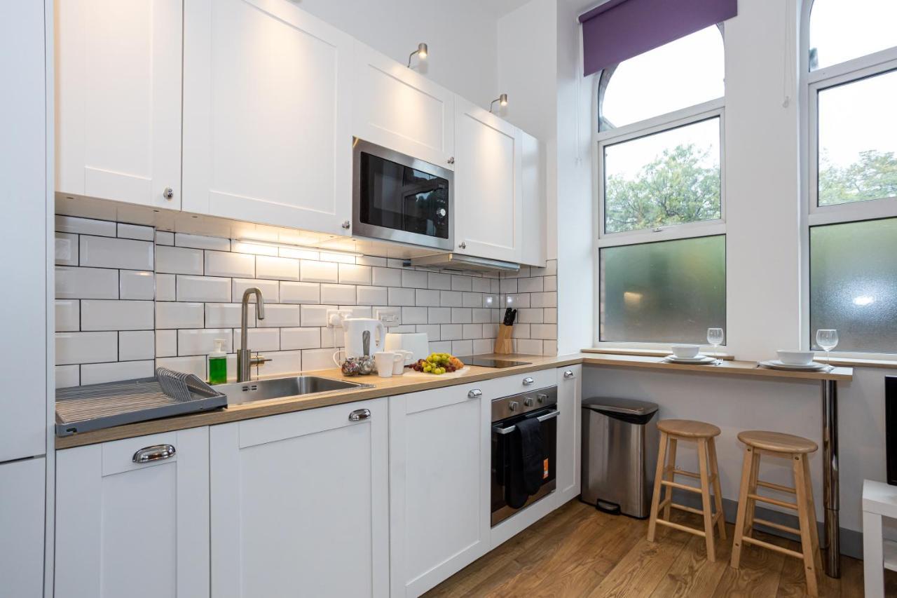Pillo Rooms Serviced Apartments - Salford Manchester Exteriér fotografie